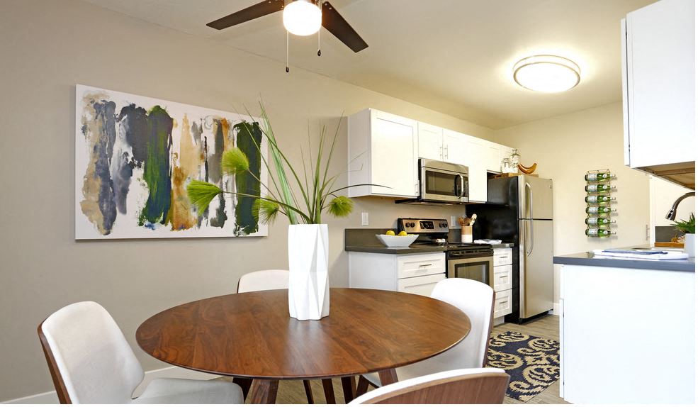 STONERIDGE LUXURY APARTMENTS photo 5